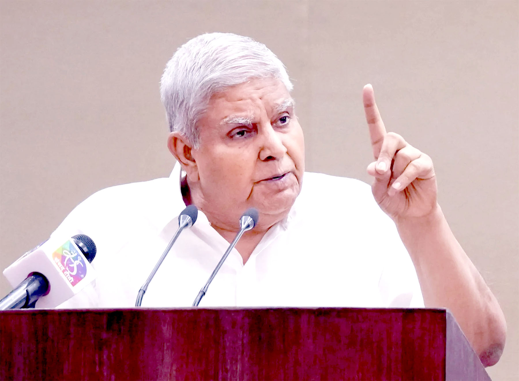Old vehicles should be removed from roads: Dhankhar